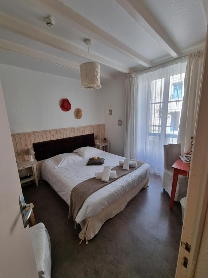 Hotel Au Marais Coulon Buitenkant foto